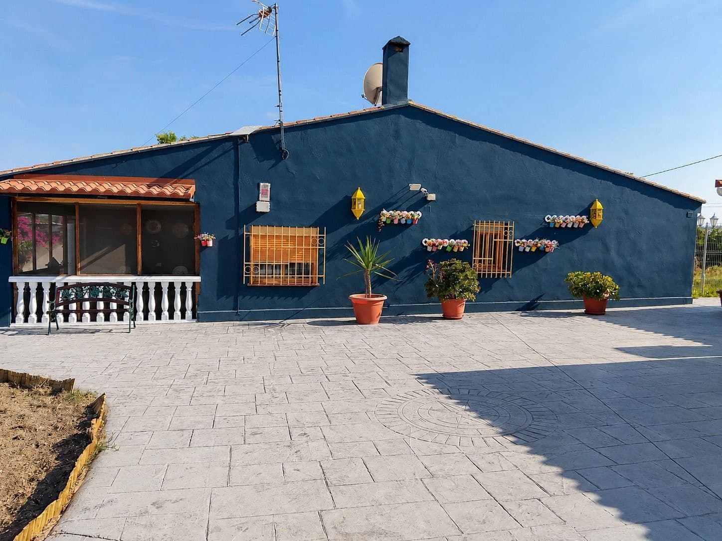 3 soverom Villa til salgs i Chiva med svømmebasseng garasje - € 260 000 (Ref: 9941728)