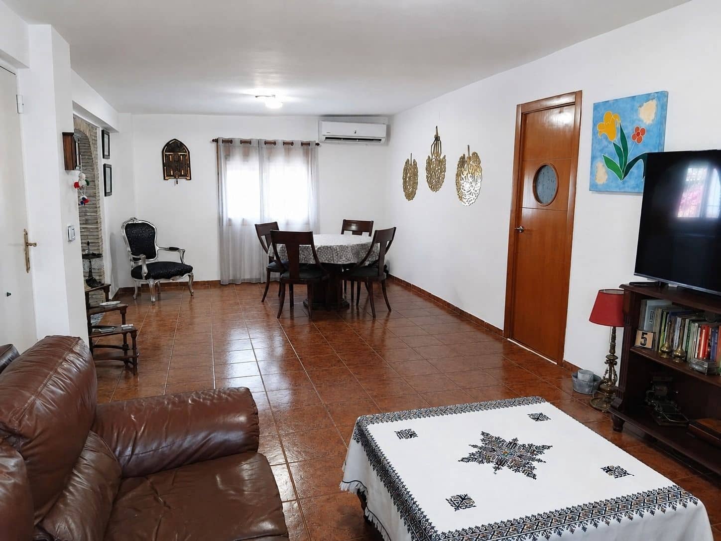 3 soverom Villa til salgs i Chiva med svømmebasseng garasje - € 260 000 (Ref: 9941728)