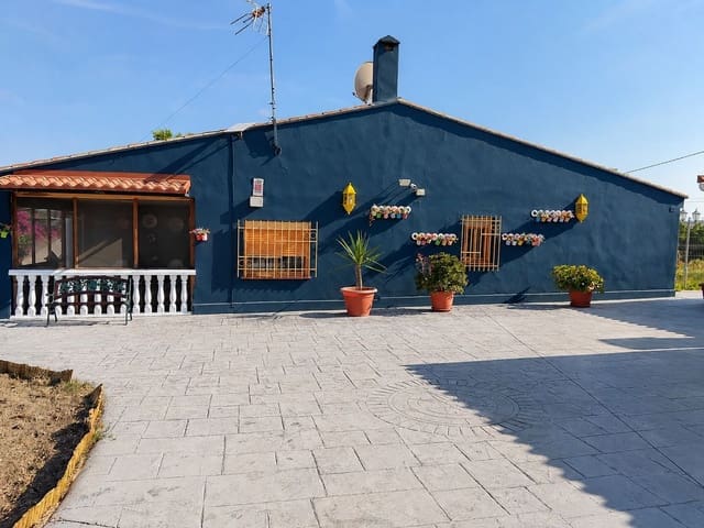 3 soverom Villa til salgs i Chiva med svømmebasseng garasje - € 260 000 (Ref: 9941728)