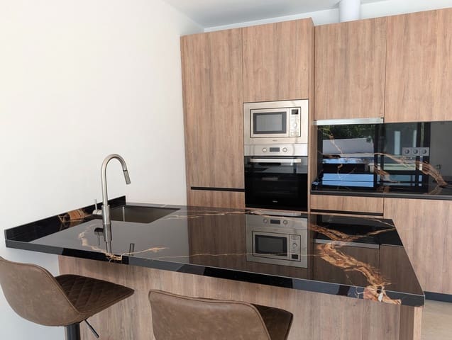 3 slaapkamer Villa te koop in Benissa met zwembad garage - € 1.175.000 (Ref: 9951035)