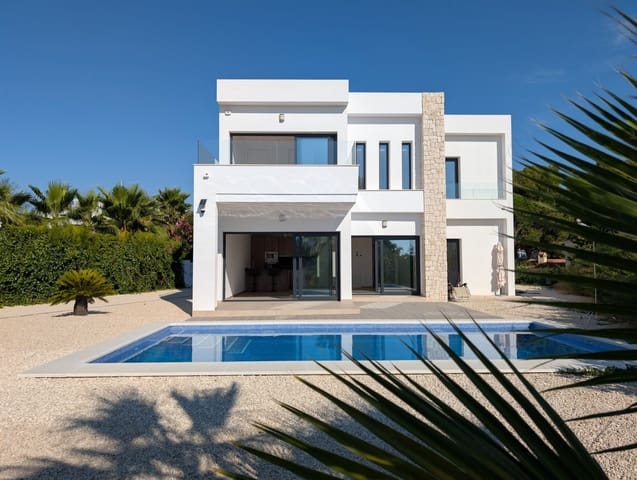 3 slaapkamer Villa te koop in Benissa met zwembad garage - € 1.175.000 (Ref: 9951035)