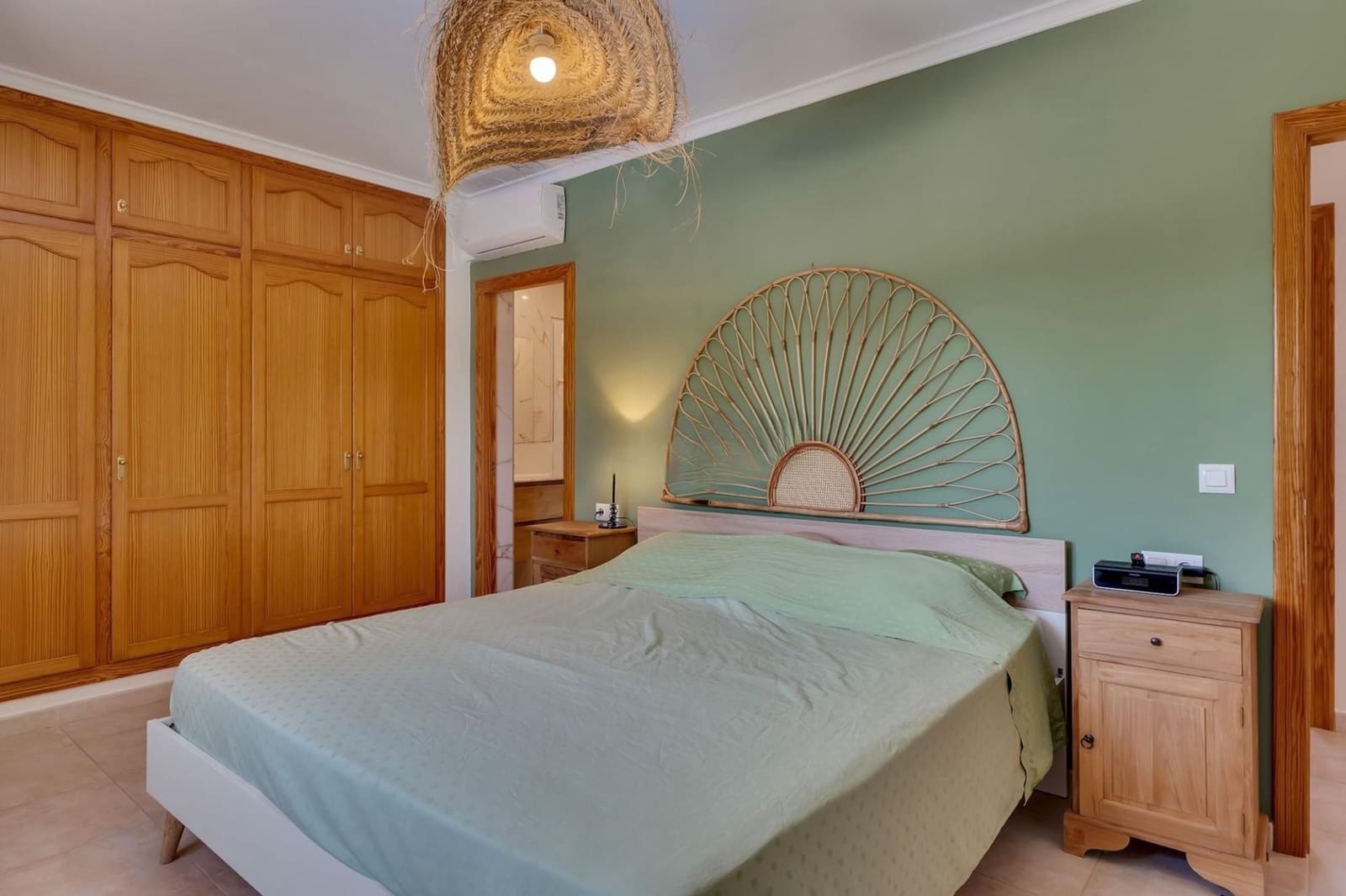 3 bedroom Villa for sale in Beniarbeig with pool garage - € 499,000 (Ref: 9966123)