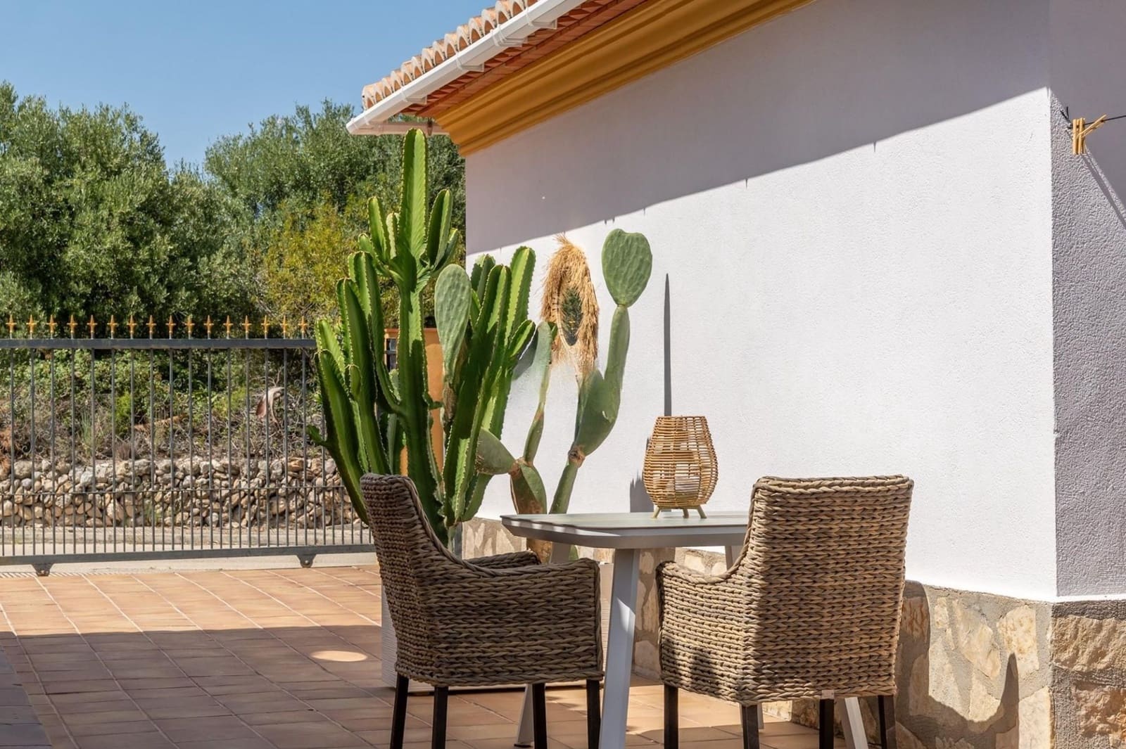 3 bedroom Villa for sale in Beniarbeig with pool garage - € 499,000 (Ref: 9966123)
