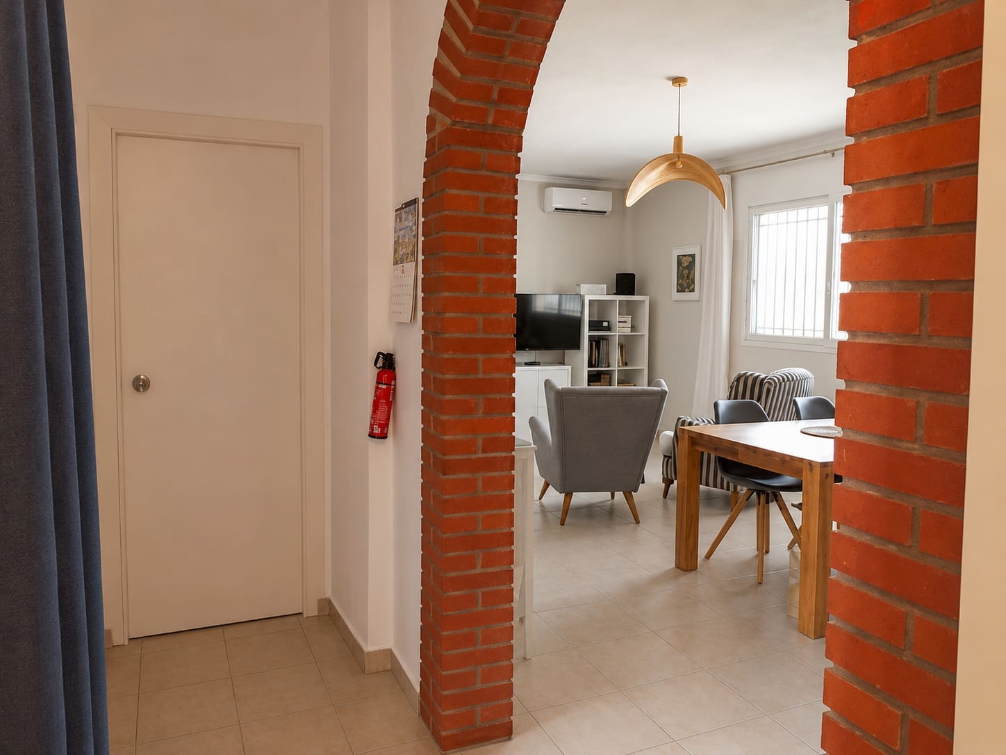4 bedroom Villa for sale in Montroy with pool garage - € 259,000 (Ref: 9981806)