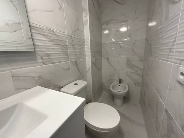 1 slaapkamer Studio te koop in Arona - € 119.900 (Ref: 9401613)