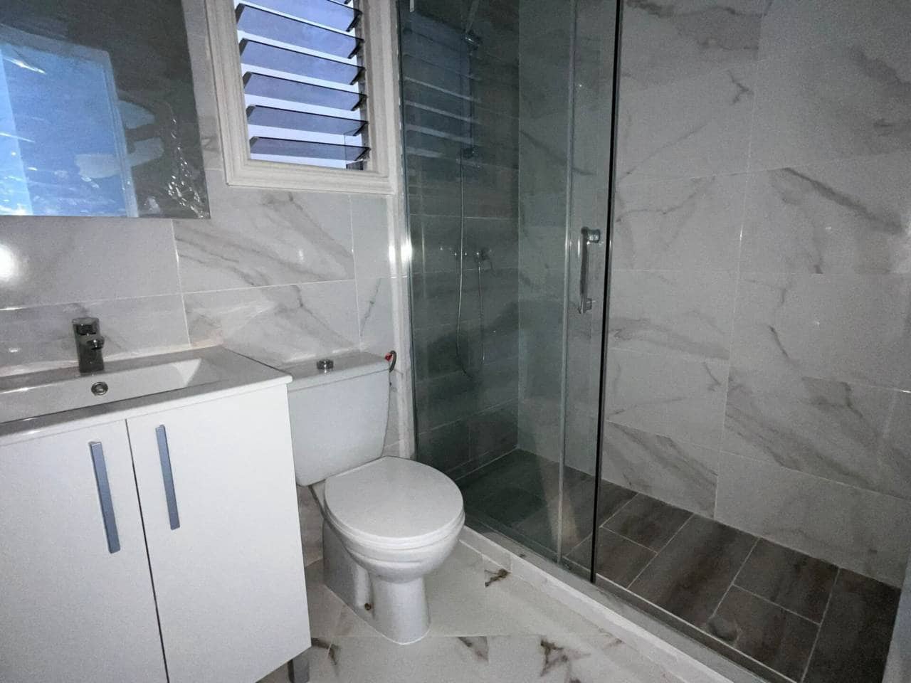 2 bedroom Flat for sale in Arona - € 137,000 (Ref: 9401615)