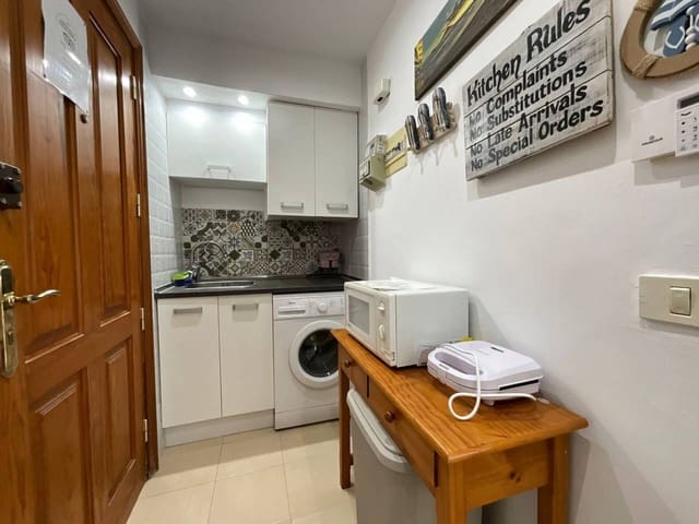 2 chambre Appartement à vendre à San Miguel de Abona avec piscine - 224 000 € (Ref: 9401616)