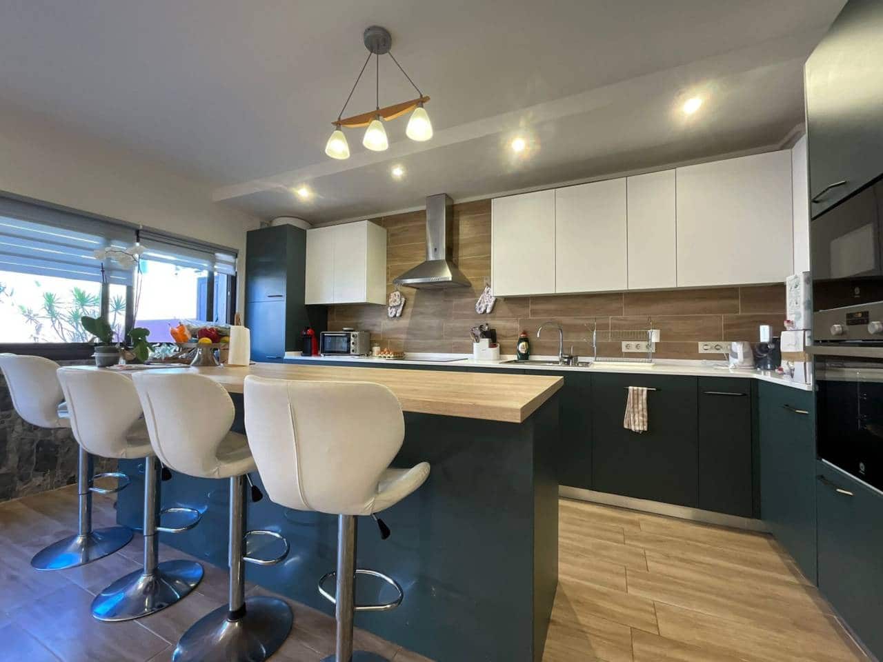 3 soverom Hus til salgs i Adeje med svømmebasseng garasje - € 575 000 (Ref: 9402750)