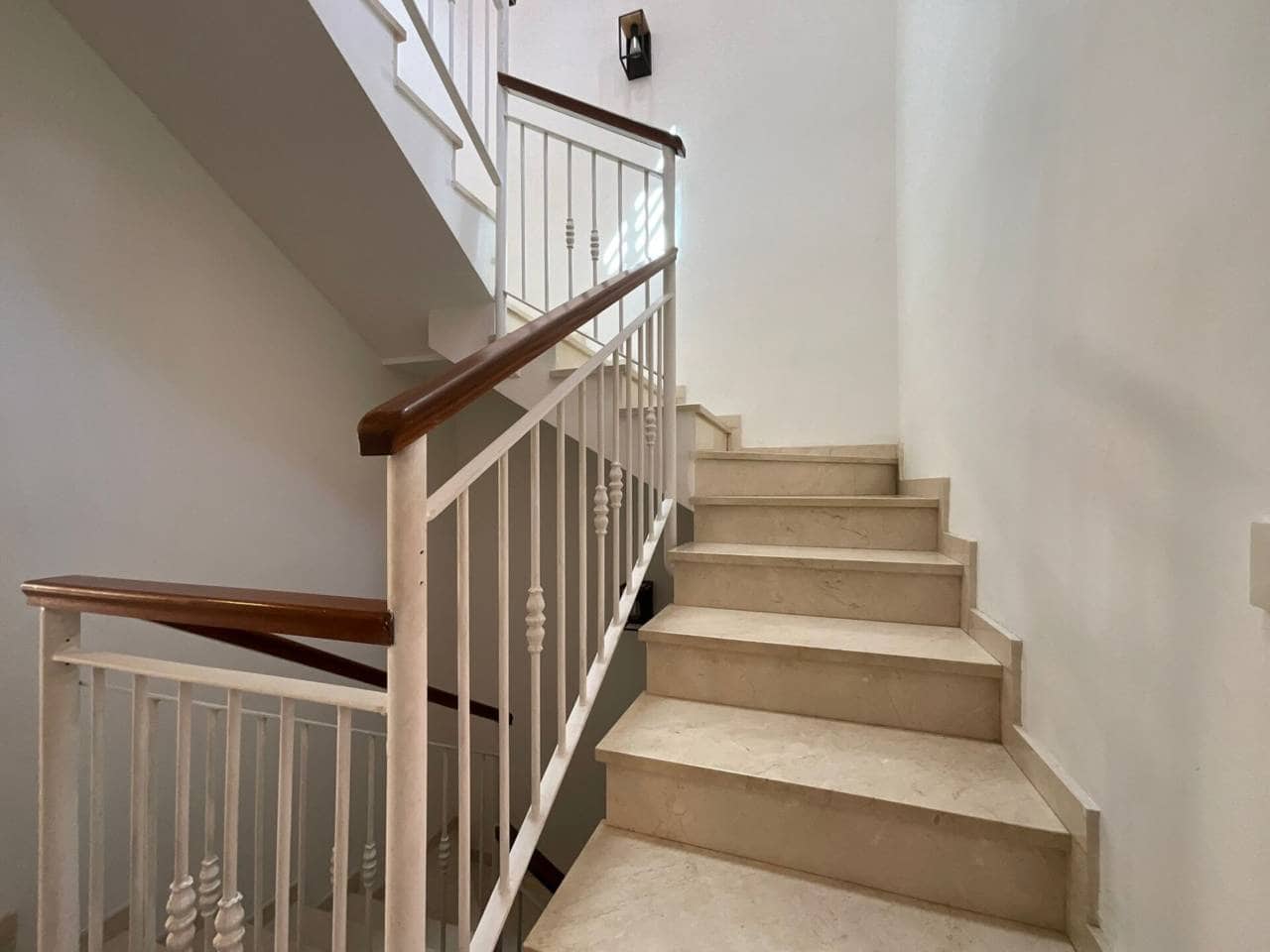 3 soverom Hus til salgs i Adeje med svømmebasseng garasje - € 575 000 (Ref: 9402750)