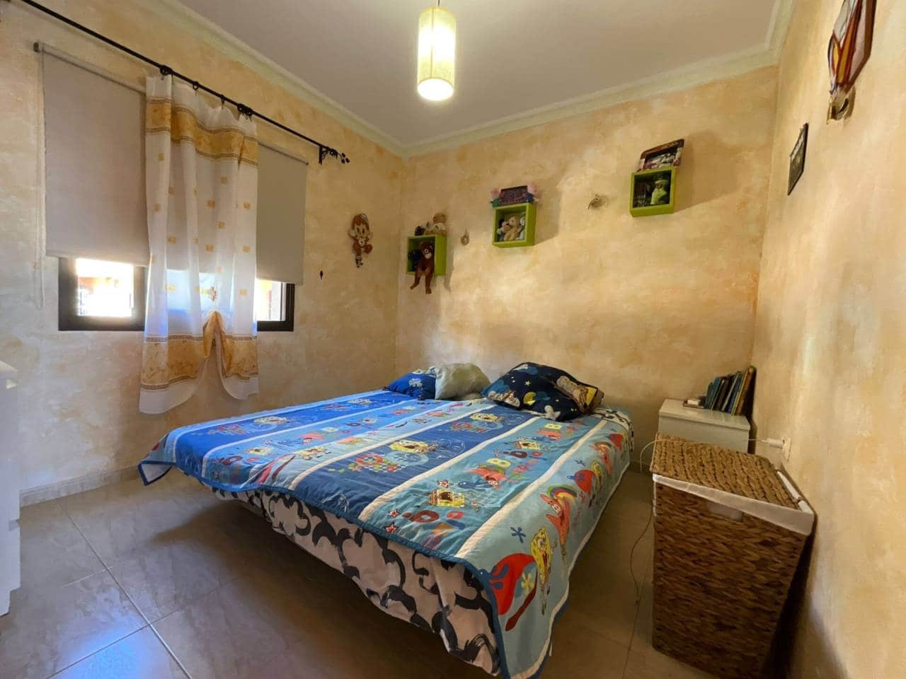 3 soverom Hus til salgs i Adeje med svømmebasseng garasje - € 575 000 (Ref: 9402750)