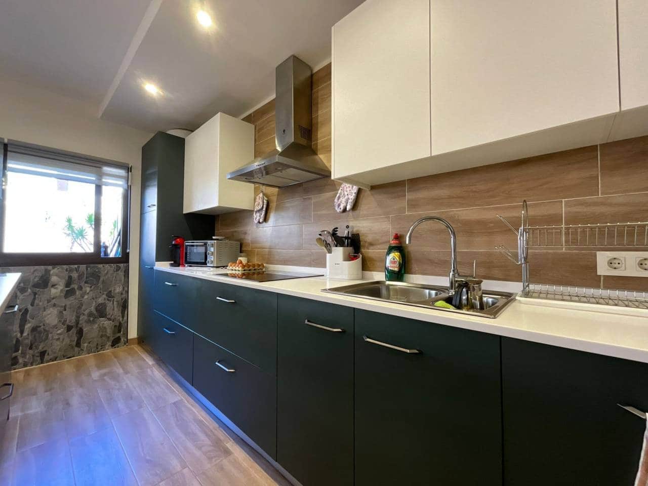 3 soverom Hus til salgs i Adeje med svømmebasseng garasje - € 575 000 (Ref: 9402750)