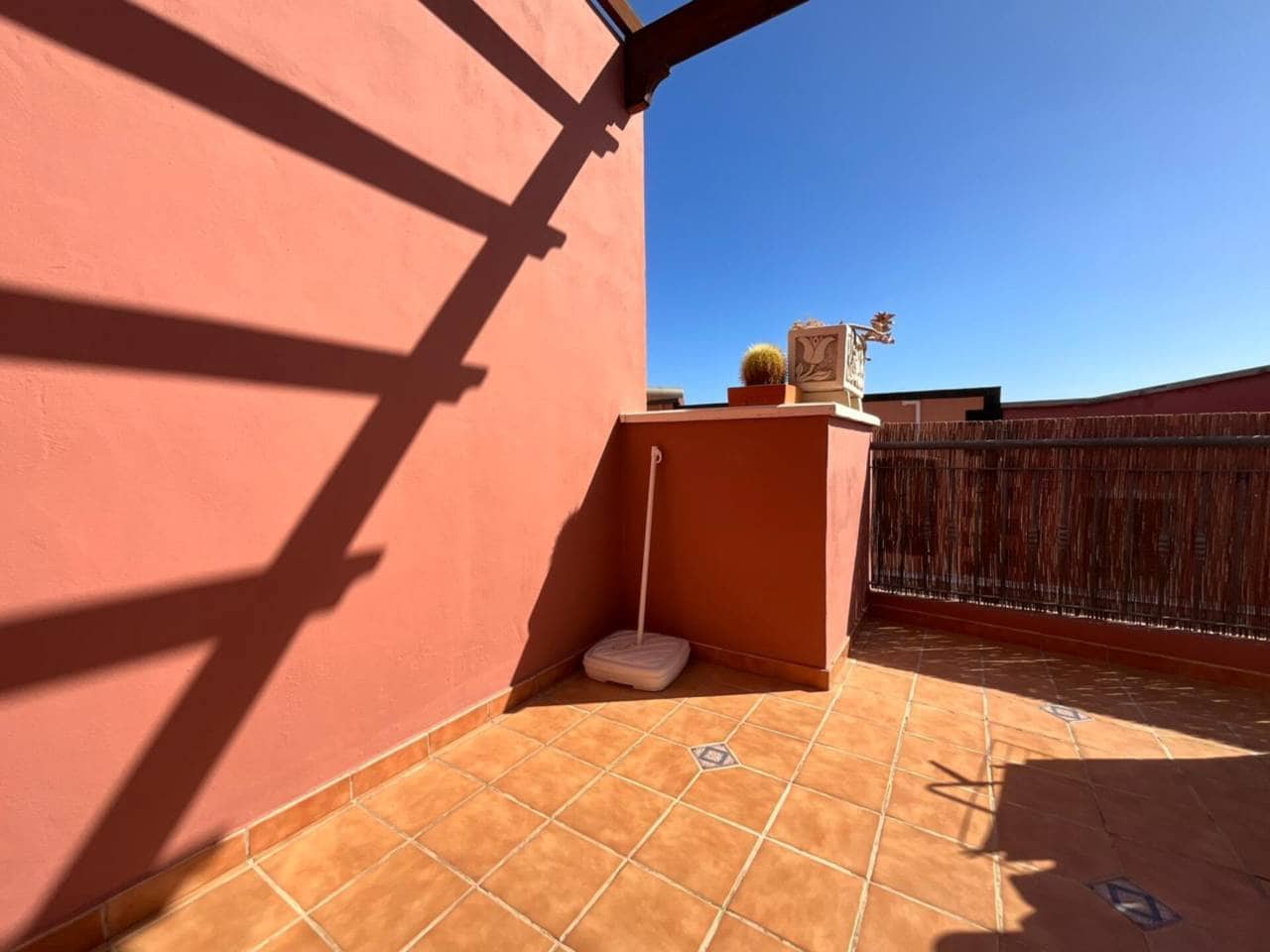 3 soverom Hus til salgs i Adeje med svømmebasseng garasje - € 575 000 (Ref: 9402750)