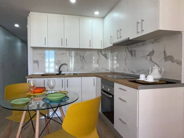 1 bedroom Flat for rent in San Miguel de Abona with pool - € 1,300 (Ref: 9402877)