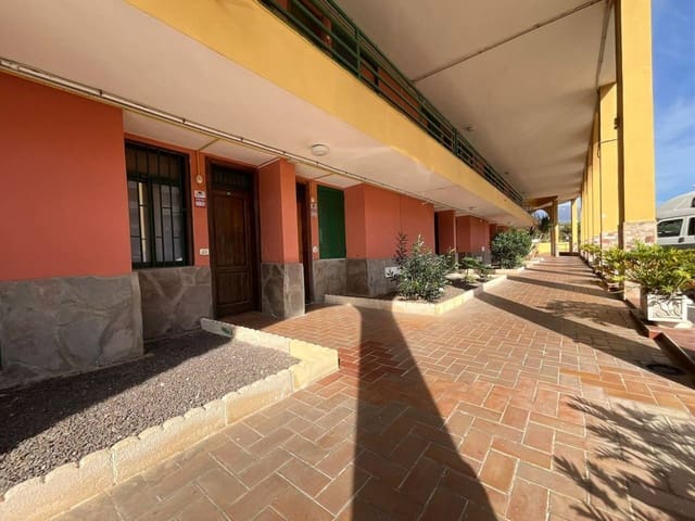 1 soverom Leilighet til salgs i Arona med svømmebasseng - € 157 500 (Ref: 9448597)