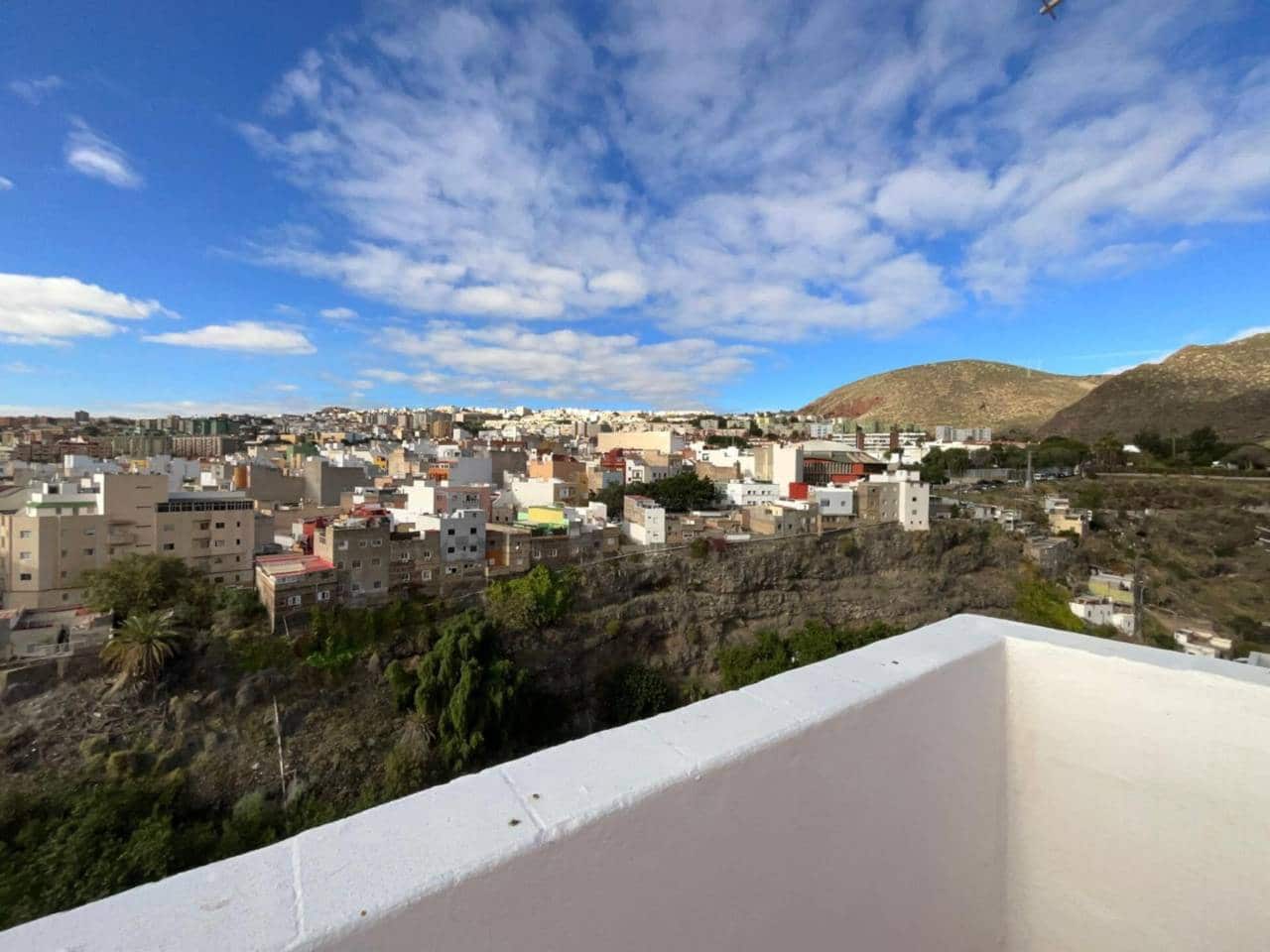 3 soverom Leilighet til salgs i Santa Cruz de Tenerife - € 168 000 (Ref: 9452508)
