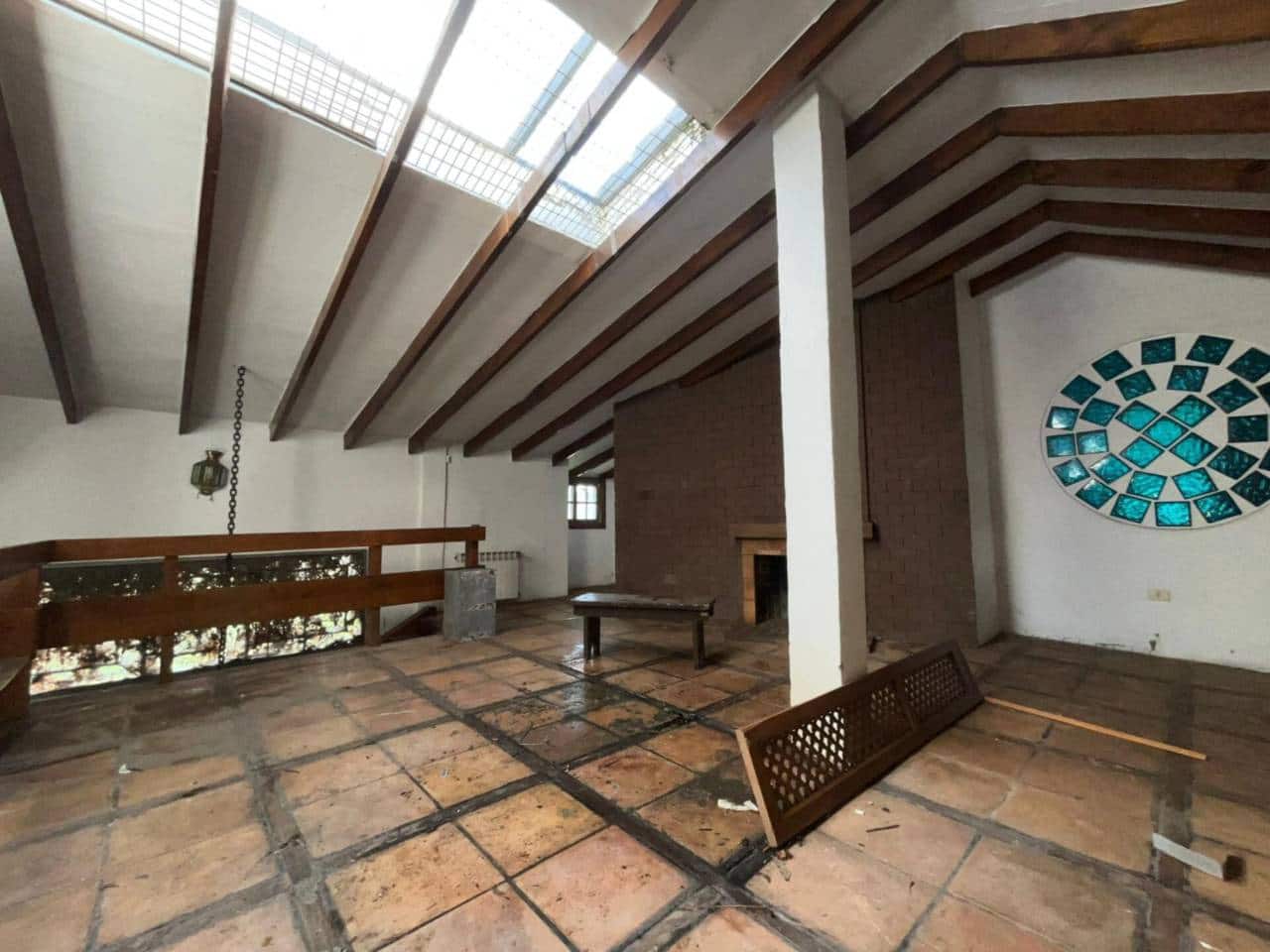 3 bedroom Villa for sale in Los Llanos de Aridane with garage - € 380,000 (Ref: 9460930)