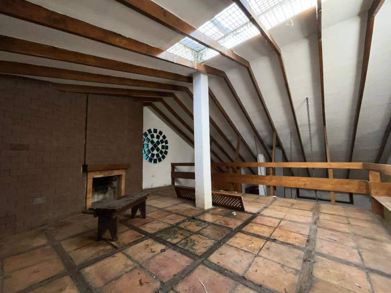 3 bedroom Villa for sale in Los Llanos de Aridane with garage - € 380,000 (Ref: 9460930)