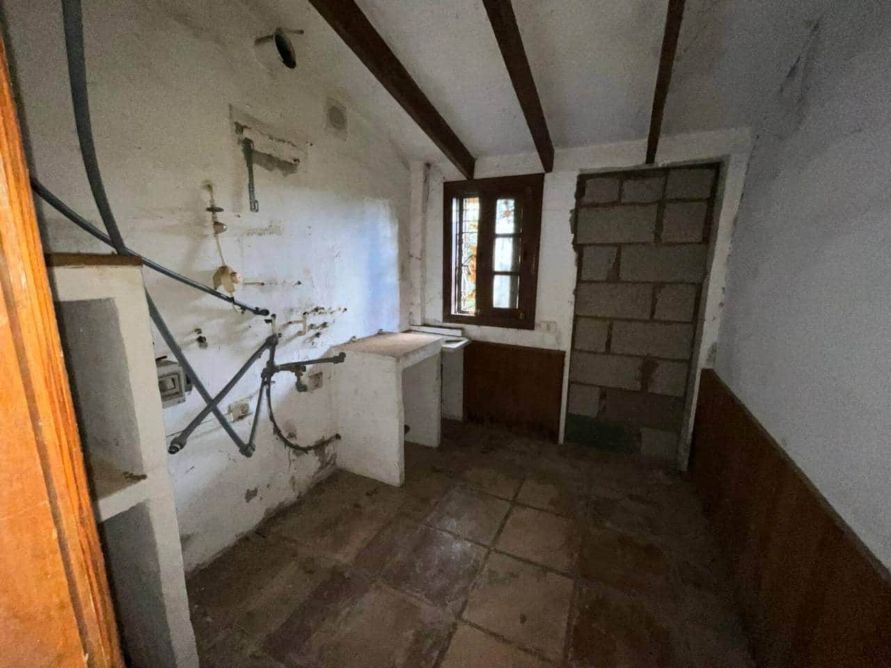 3 bedroom Villa for sale in Los Llanos de Aridane with garage - € 380,000 (Ref: 9460930)