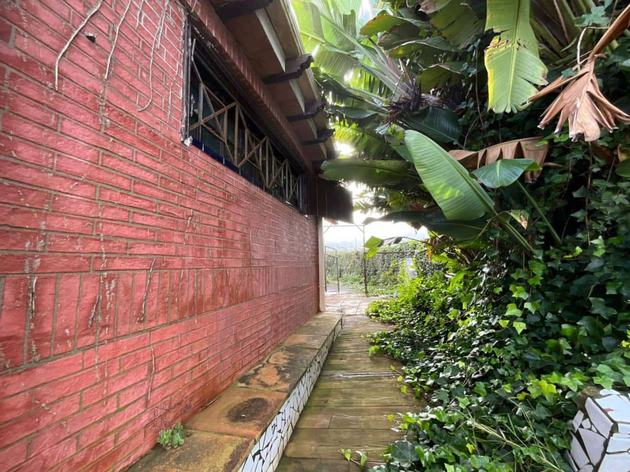 3 bedroom Villa for sale in Los Llanos de Aridane with garage - € 380,000 (Ref: 9460930)