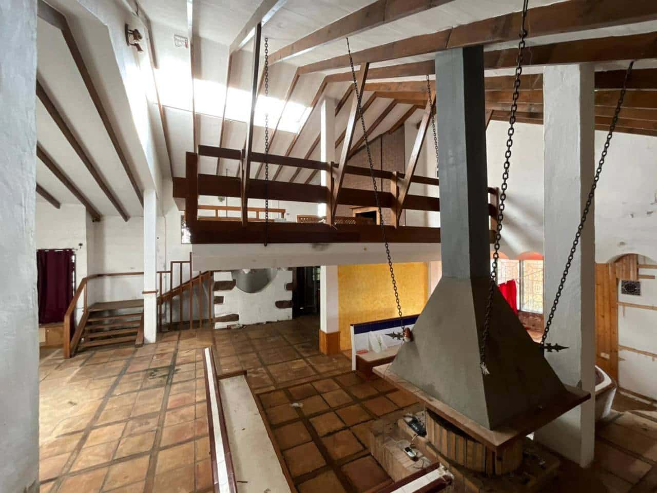 3 bedroom Villa for sale in Los Llanos de Aridane with garage - € 380,000 (Ref: 9460930)