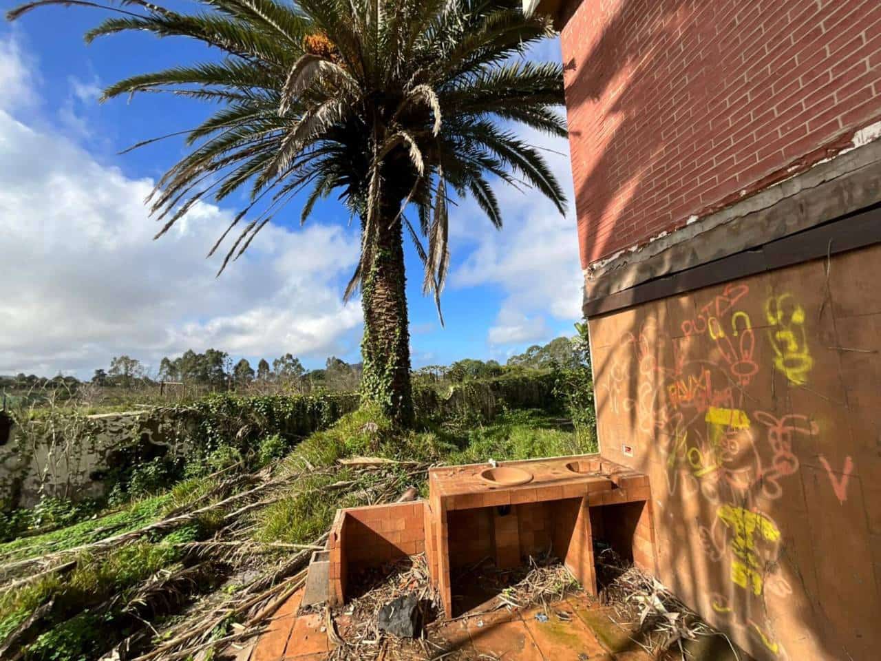 3 bedroom Villa for sale in Los Llanos de Aridane with garage - € 380,000 (Ref: 9460930)