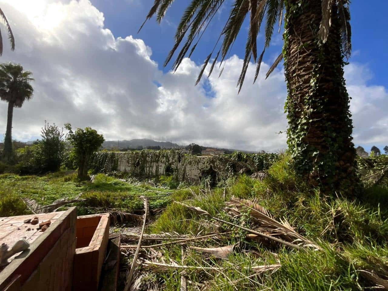 3 bedroom Villa for sale in Los Llanos de Aridane with garage - € 380,000 (Ref: 9460930)