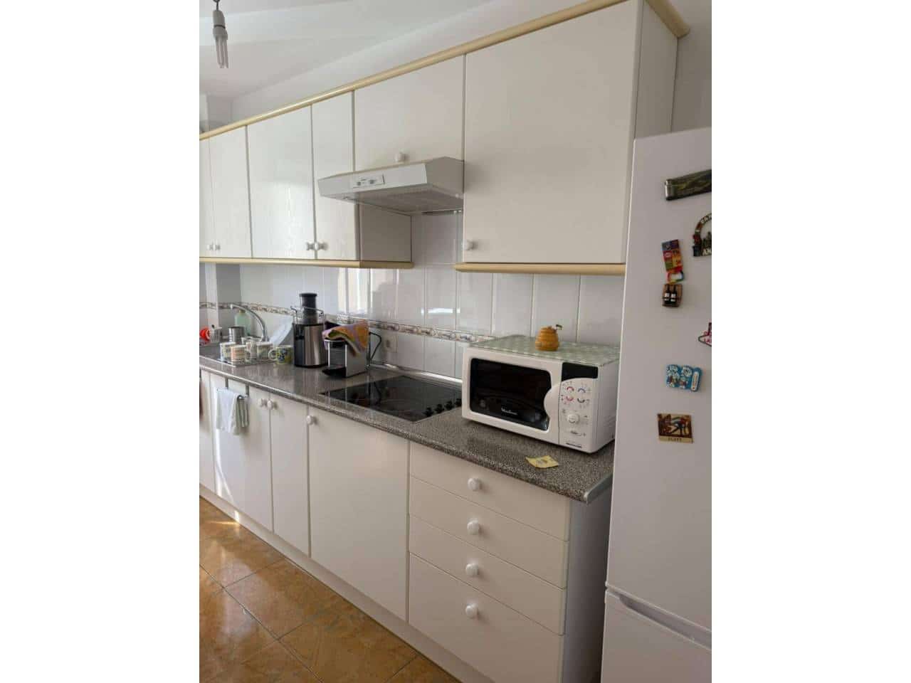 3 bedroom Flat for sale in Granadilla de Abona with garage - € 228,000 (Ref: 9485497)