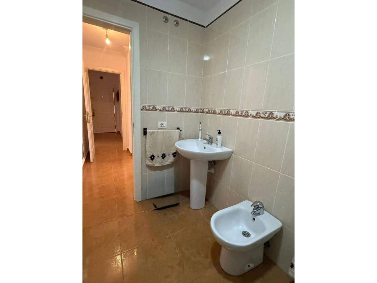 3 bedroom Flat for sale in Granadilla de Abona with garage - € 228,000 (Ref: 9485497)