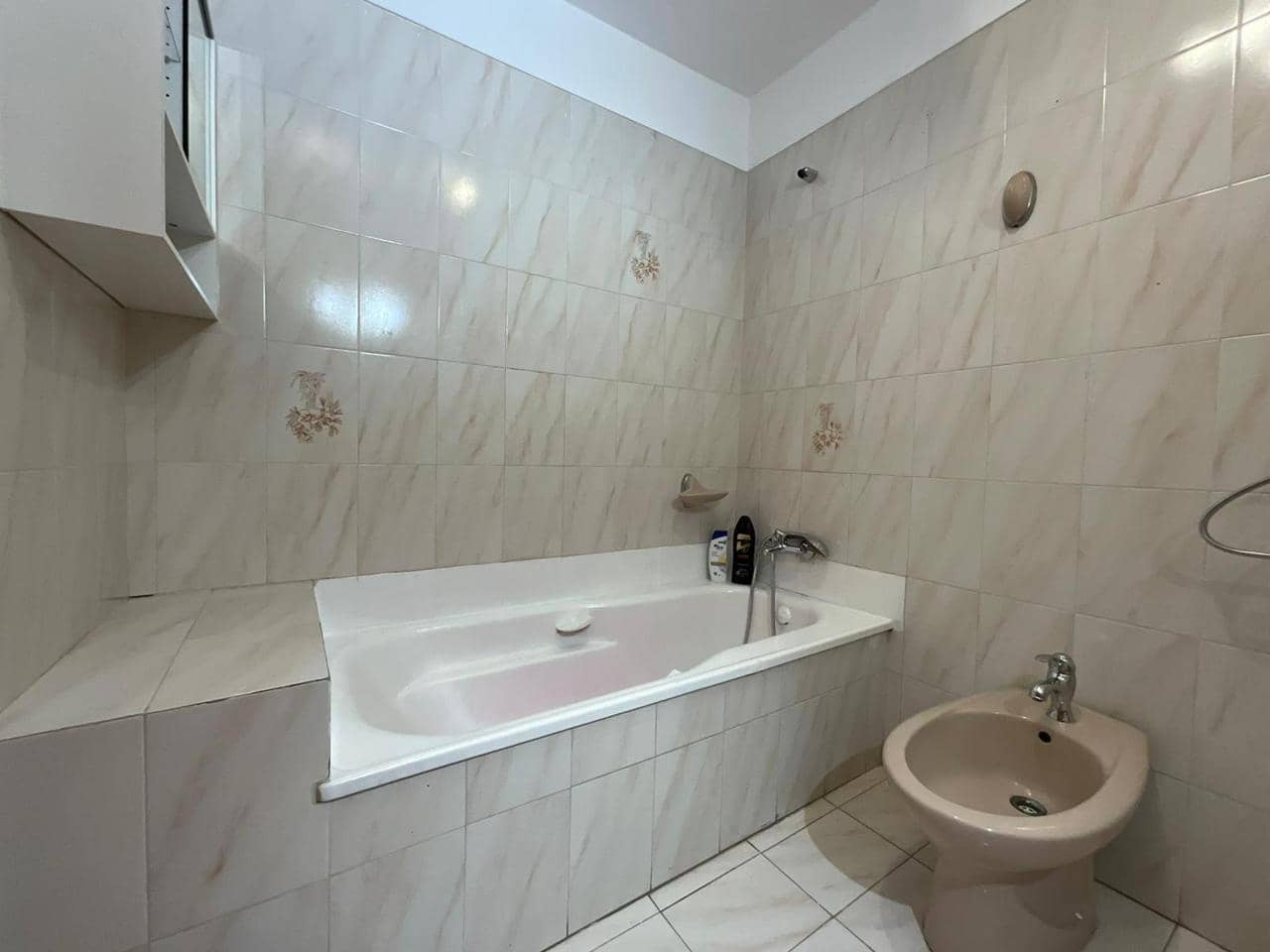 3 sovrum Lägenhet till salu i Arona med garage - 750 000 € (Ref: 9603293)