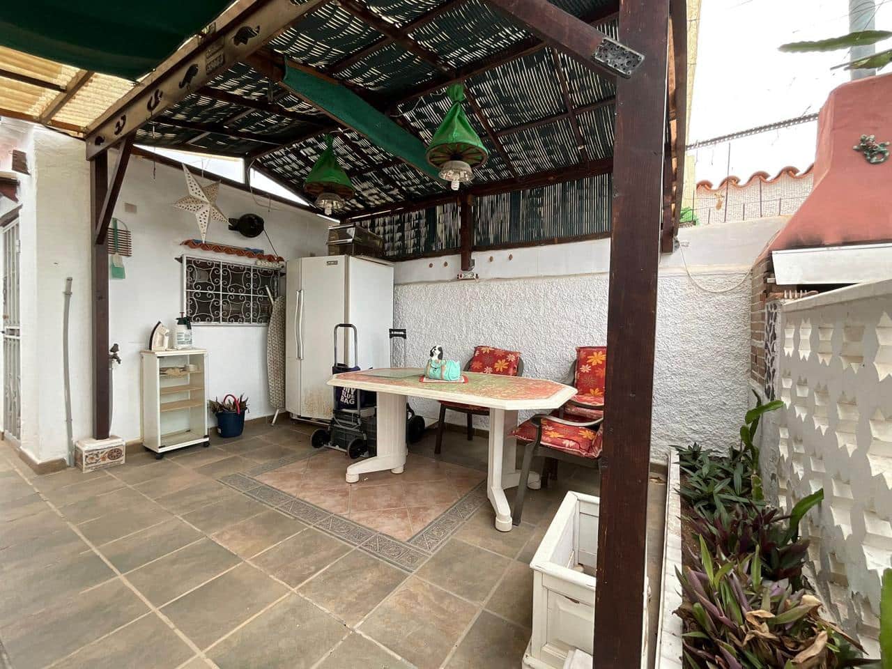 2 bedroom Bungalow for sale in Costa Adeje - € 460,000 (Ref: 9603589)