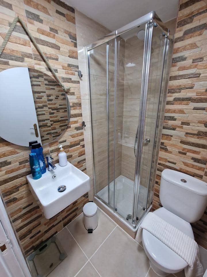 3 bedroom Flat for sale in El Medano with garage - € 380,000 (Ref: 9603590)