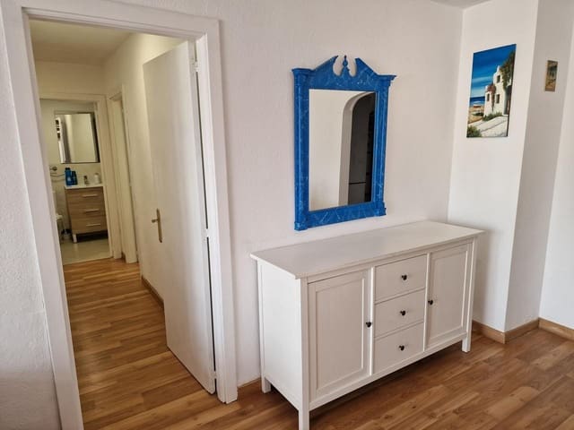 3 soverom Leilighet til salgs i El Medano, Granadilla de Abona med garasje - € 380 000 (Ref: 9603590)
