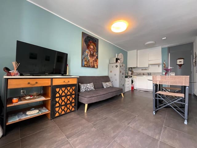 Flat te koop in Torviscas Centro y Alto, Adeje met garage - € 180.000 (Ref: 9603591)