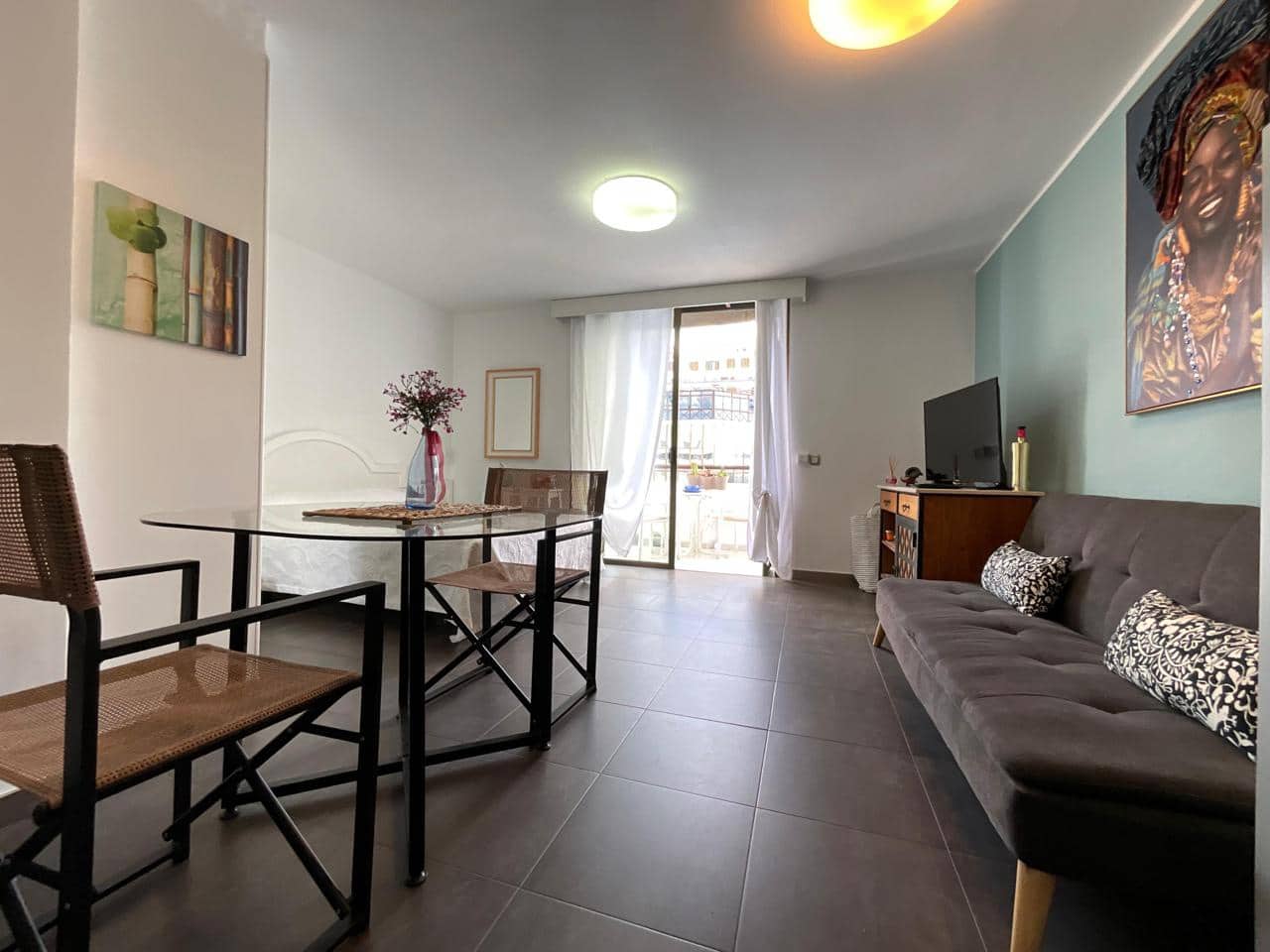 Flat te koop in Costa Adeje met garage - € 180.000 (Ref: 9603591)