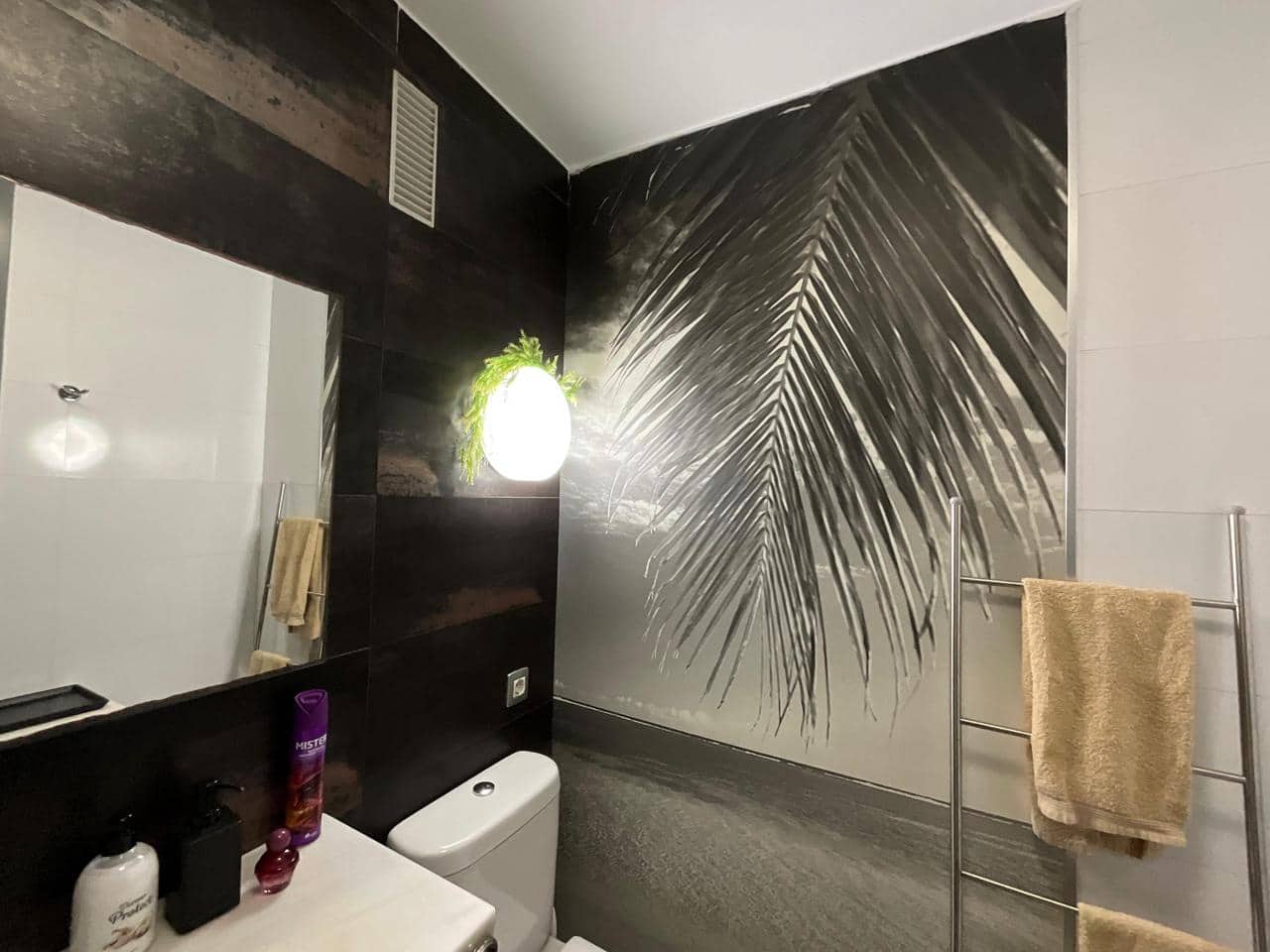 Flat te koop in Costa Adeje met garage - € 180.000 (Ref: 9603591)