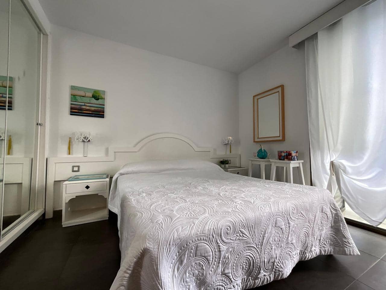 Flat te koop in Costa Adeje met garage - € 180.000 (Ref: 9603591)