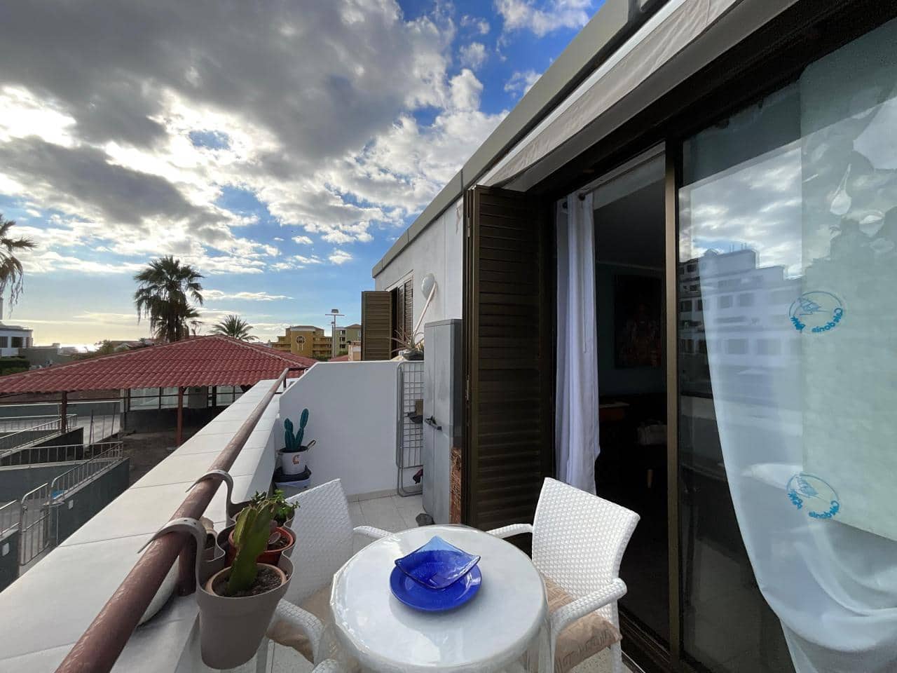 Flat te koop in Costa Adeje met garage - € 180.000 (Ref: 9603591)