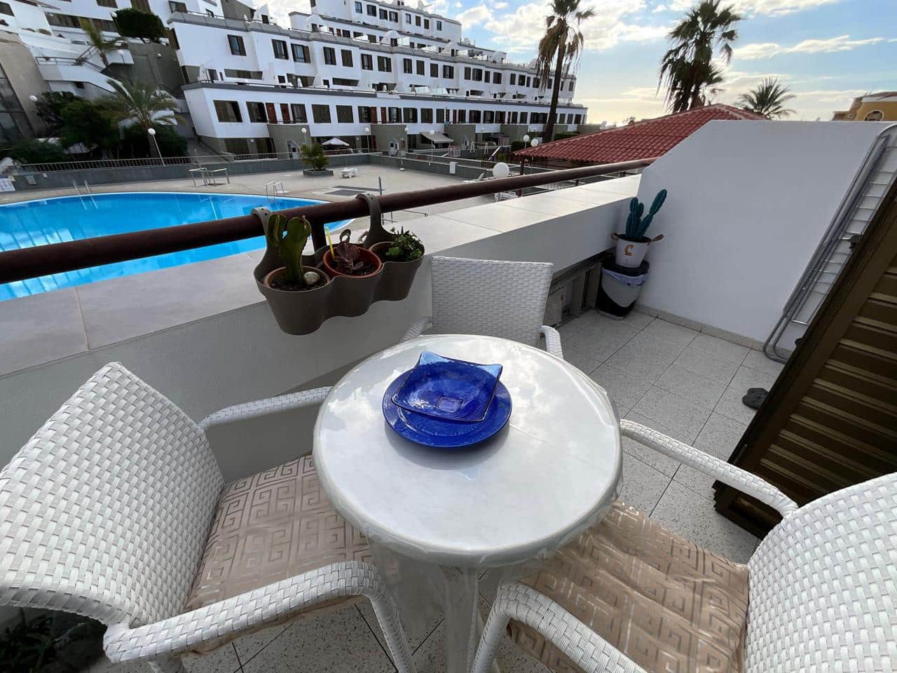 Flat te koop in Costa Adeje met garage - € 180.000 (Ref: 9603591)