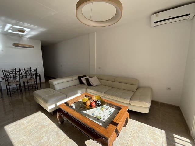 3 bedroom Flat for sale in San Miguel de Abona with garage - € 320,000 (Ref: 9607064)