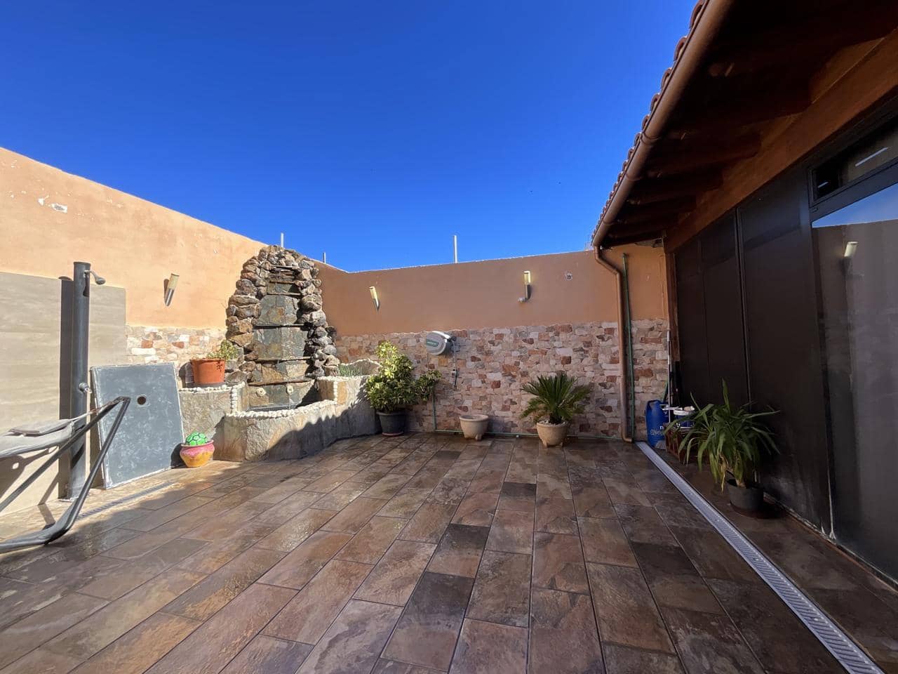 3 bedroom Flat for sale in San Miguel de Abona with garage - € 320,000 (Ref: 9607064)