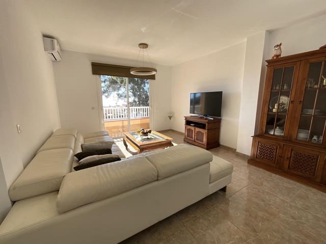 3 bedroom Flat for sale in San Miguel de Abona with garage - € 320,000 (Ref: 9607064)