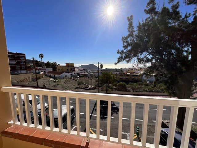 3 bedroom Flat for sale in San Miguel de Abona with garage - € 320,000 (Ref: 9607064)