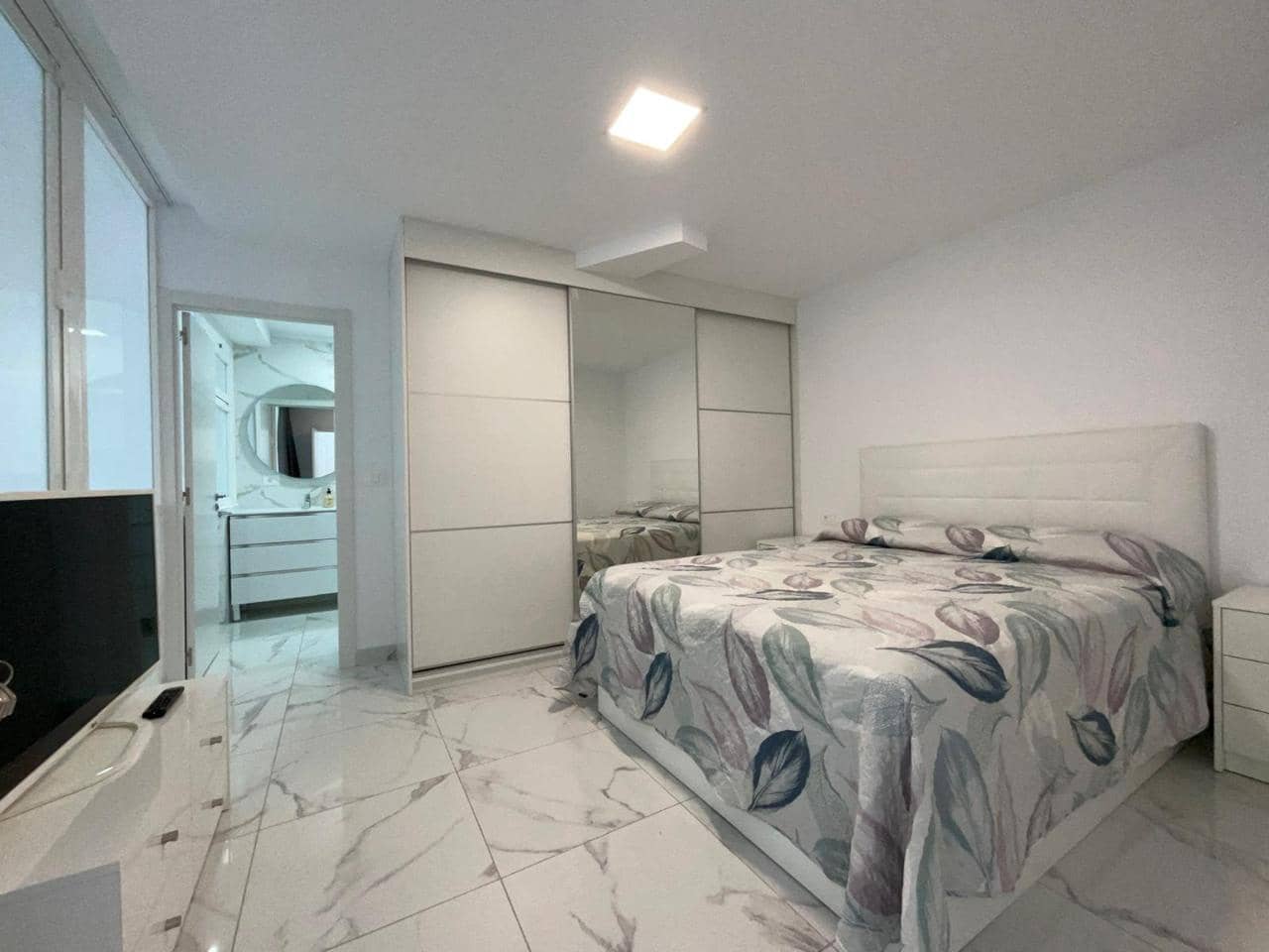 1 Zimmer Wohnung zu verkaufen in Playa de las Americas - 445.000 € (Ref: 9607065)