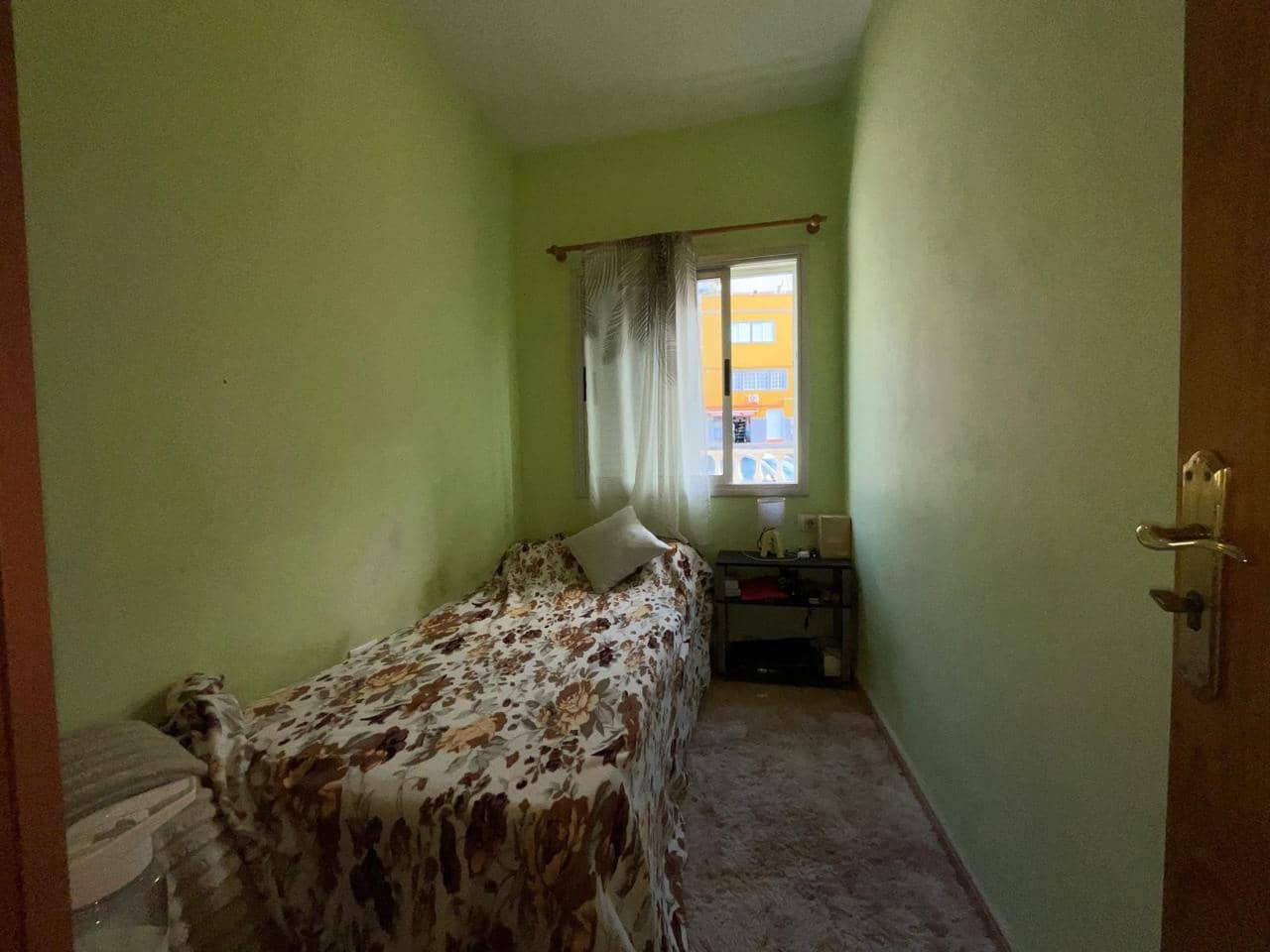 Piso de 3 habitaciones en Santa Cruz de Tenerife en venta - 160.000 € (Ref: 9614205)