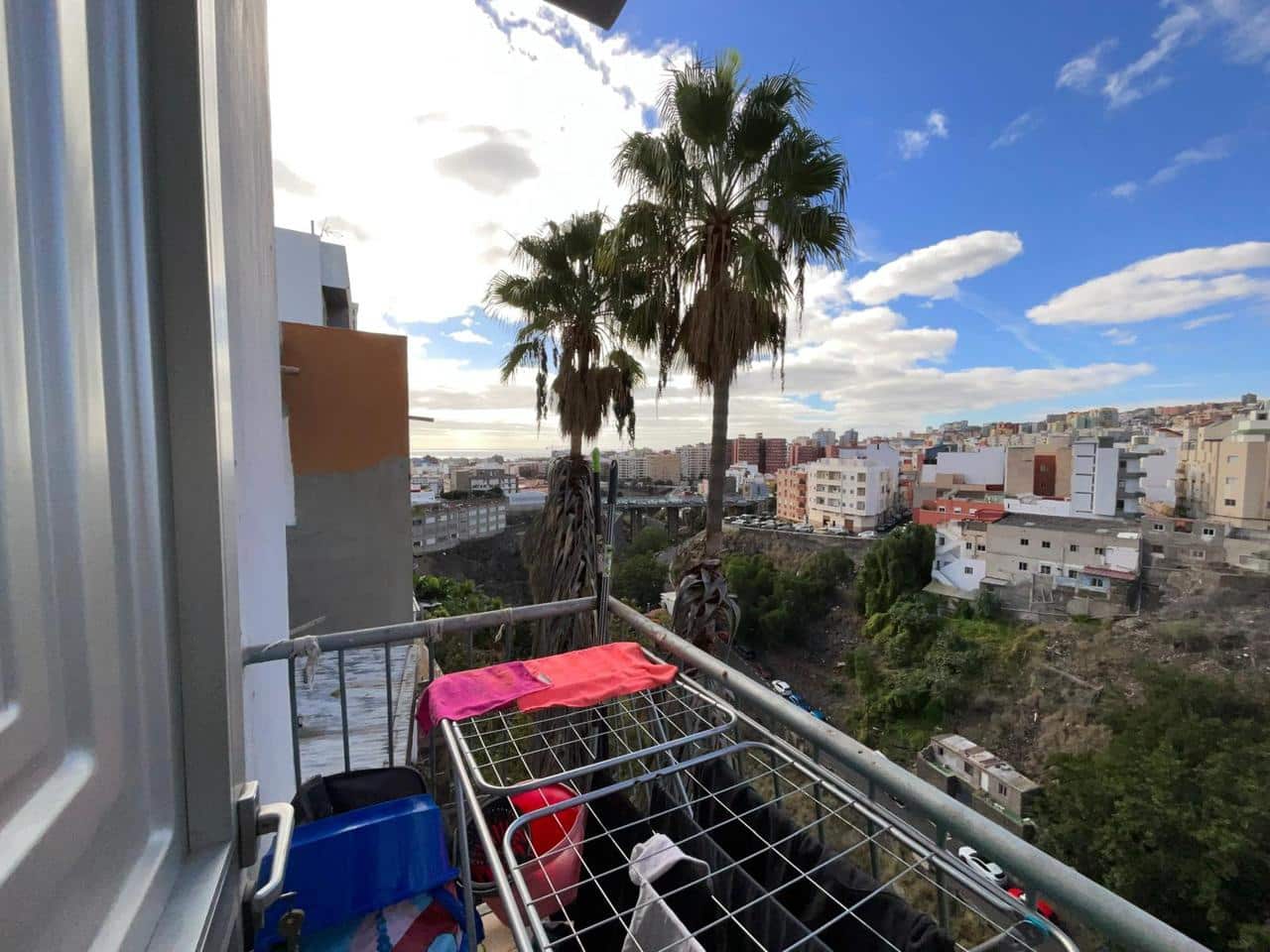 Piso de 3 habitaciones en Santa Cruz de Tenerife en venta - 160.000 € (Ref: 9614205)