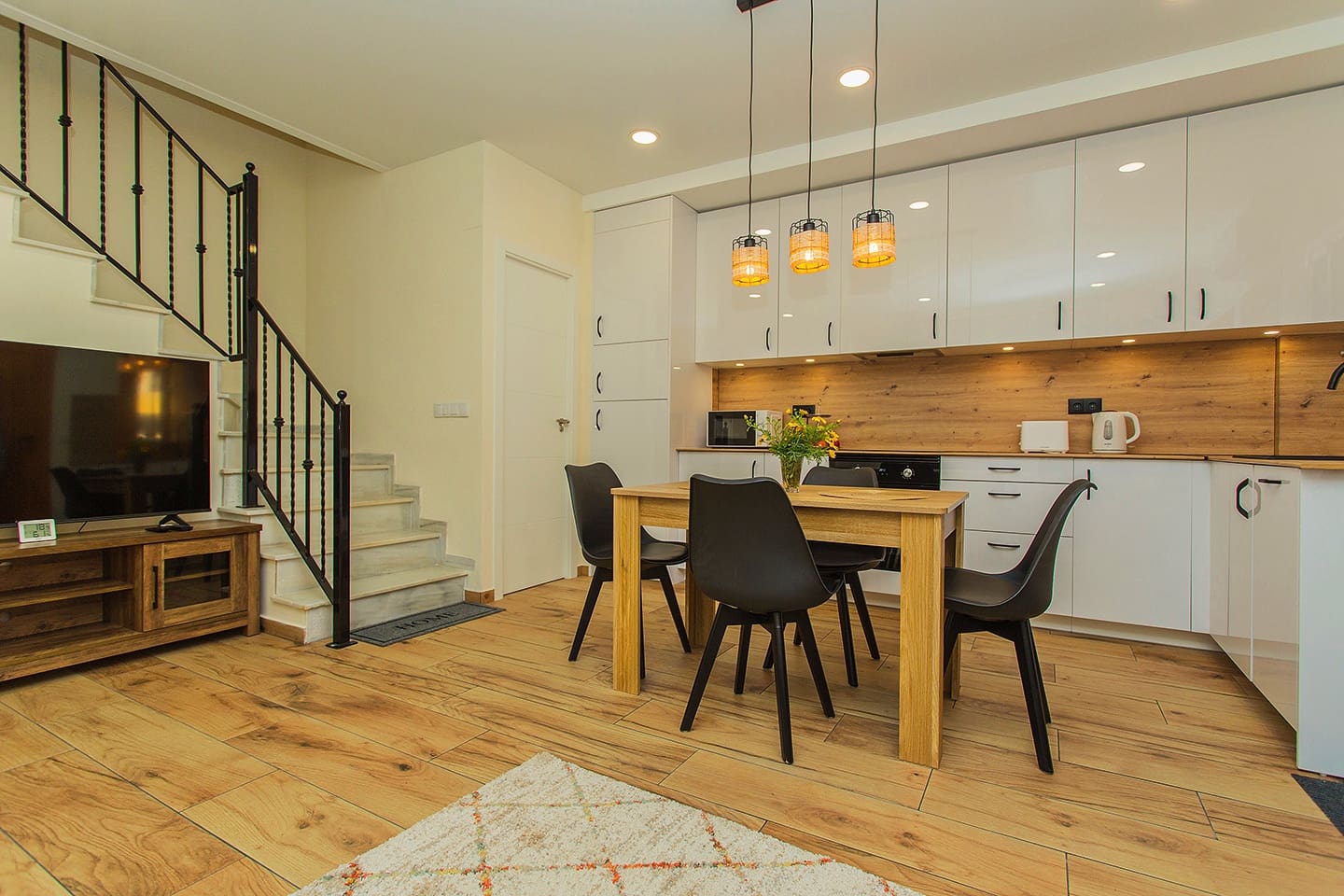 2 bedroom Townhouse for rent in La Mata with pool - € 800 (Ref: 9394385)