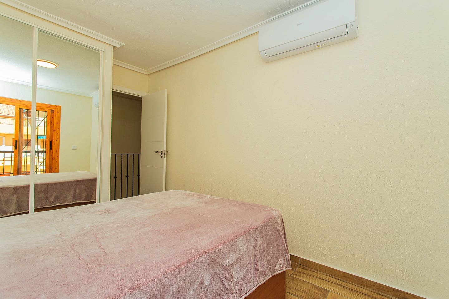 2 bedroom Townhouse for rent in La Mata with pool - € 800 (Ref: 9394385)