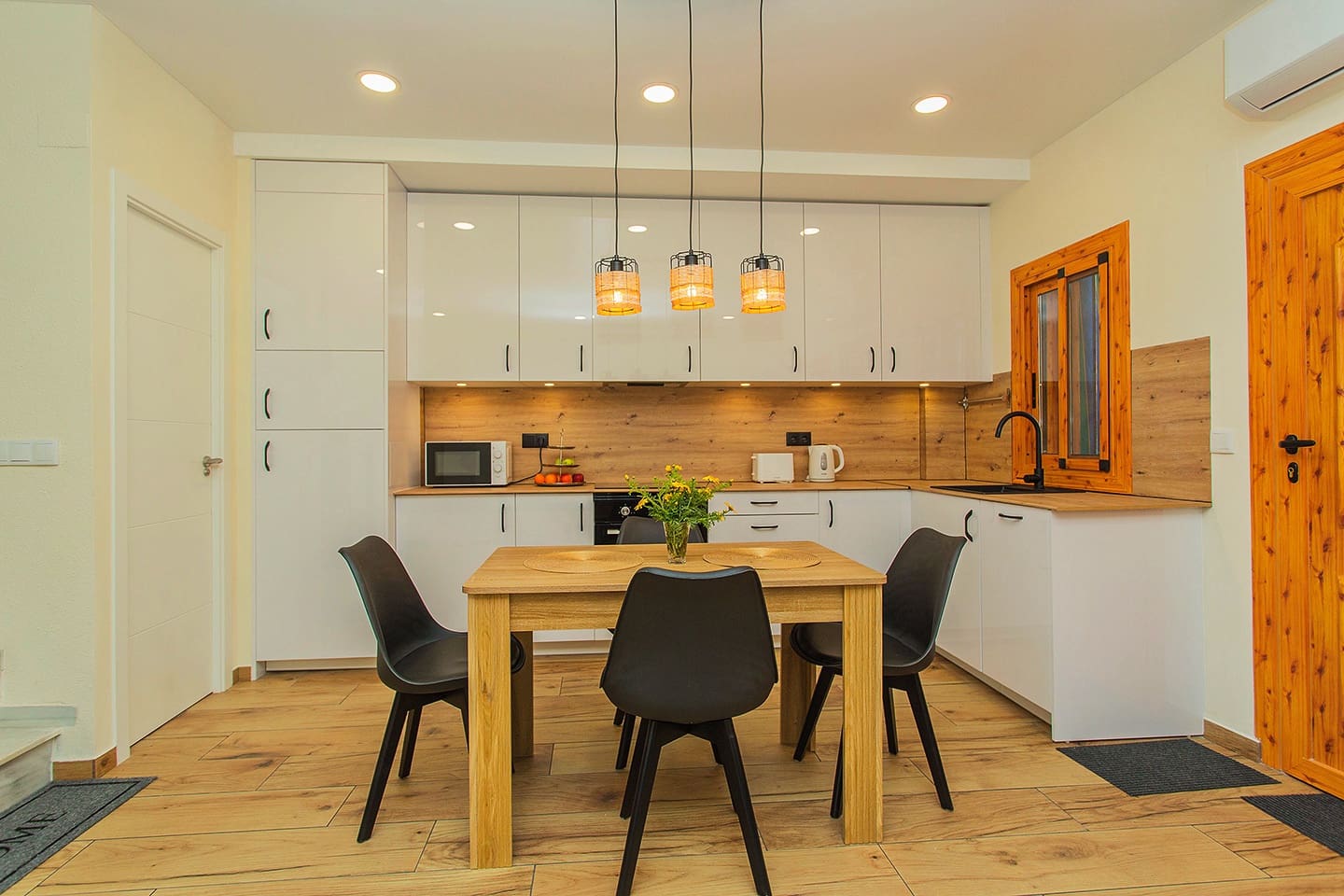 2 bedroom Townhouse for rent in La Mata with pool - € 800 (Ref: 9394385)