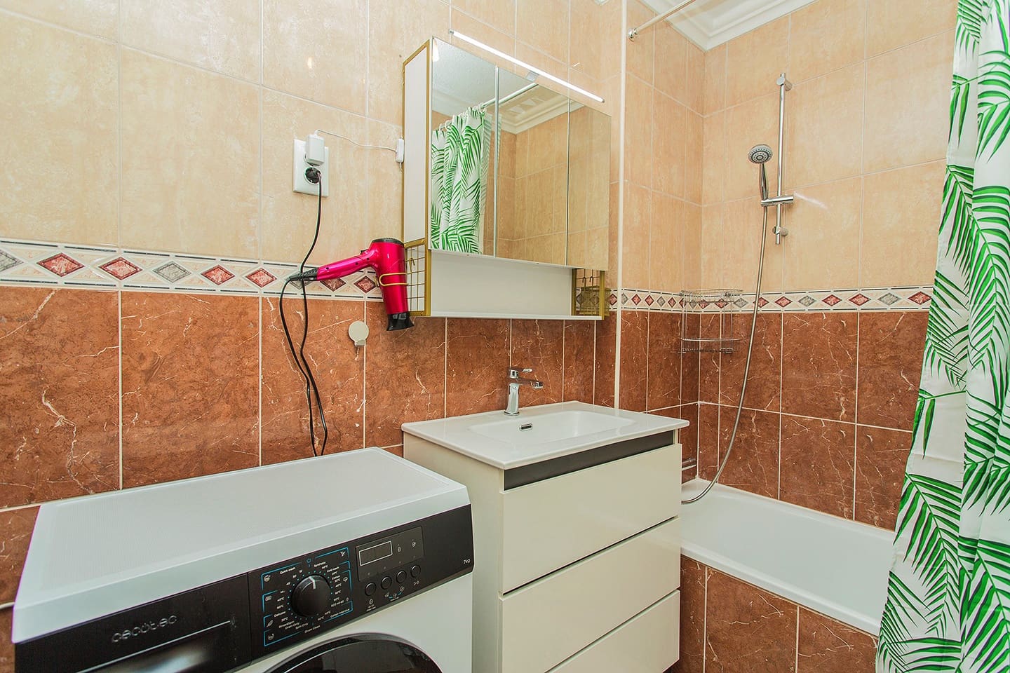 2 bedroom Townhouse for rent in La Mata with pool - € 800 (Ref: 9394385)