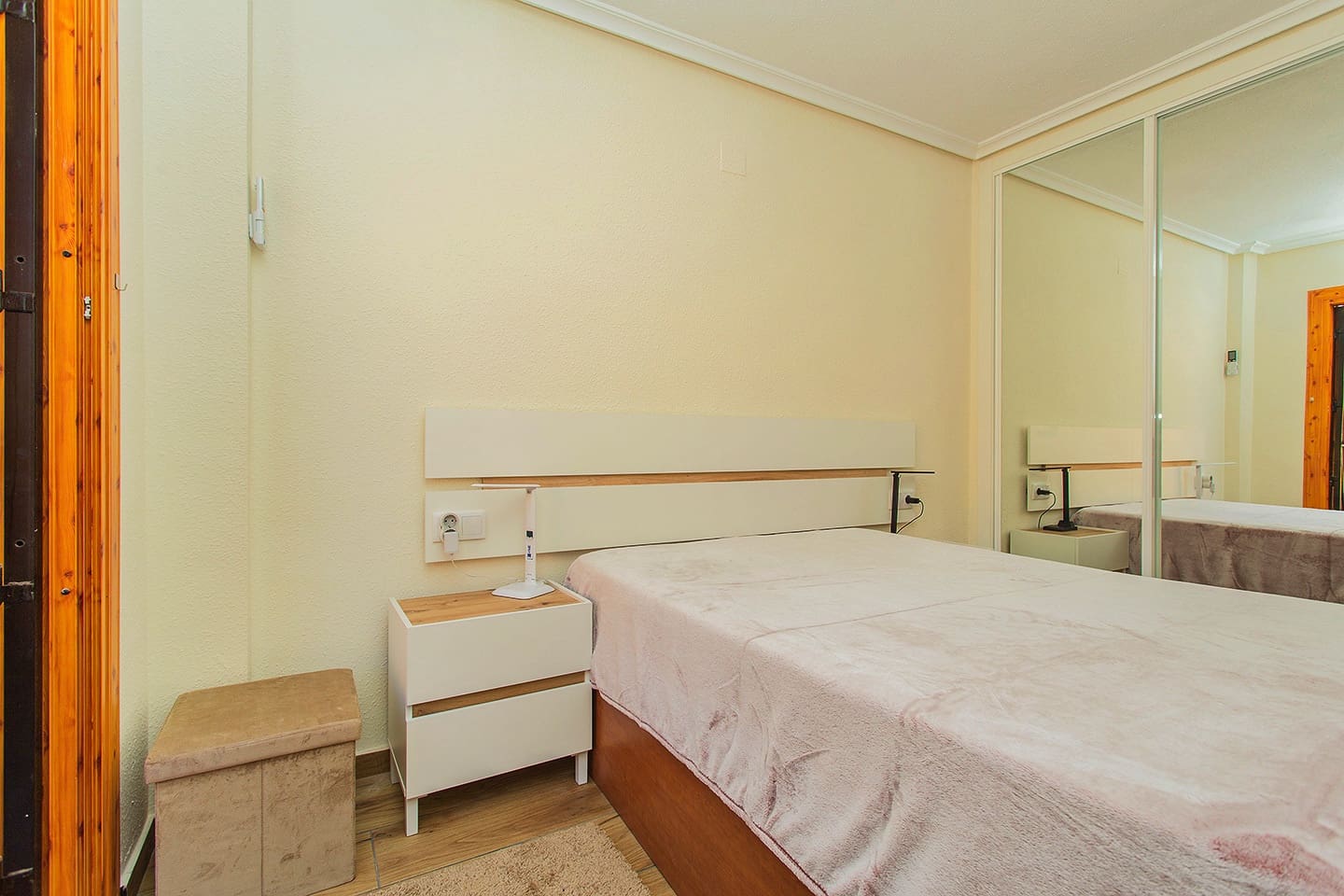 2 bedroom Townhouse for rent in La Mata with pool - € 800 (Ref: 9394385)